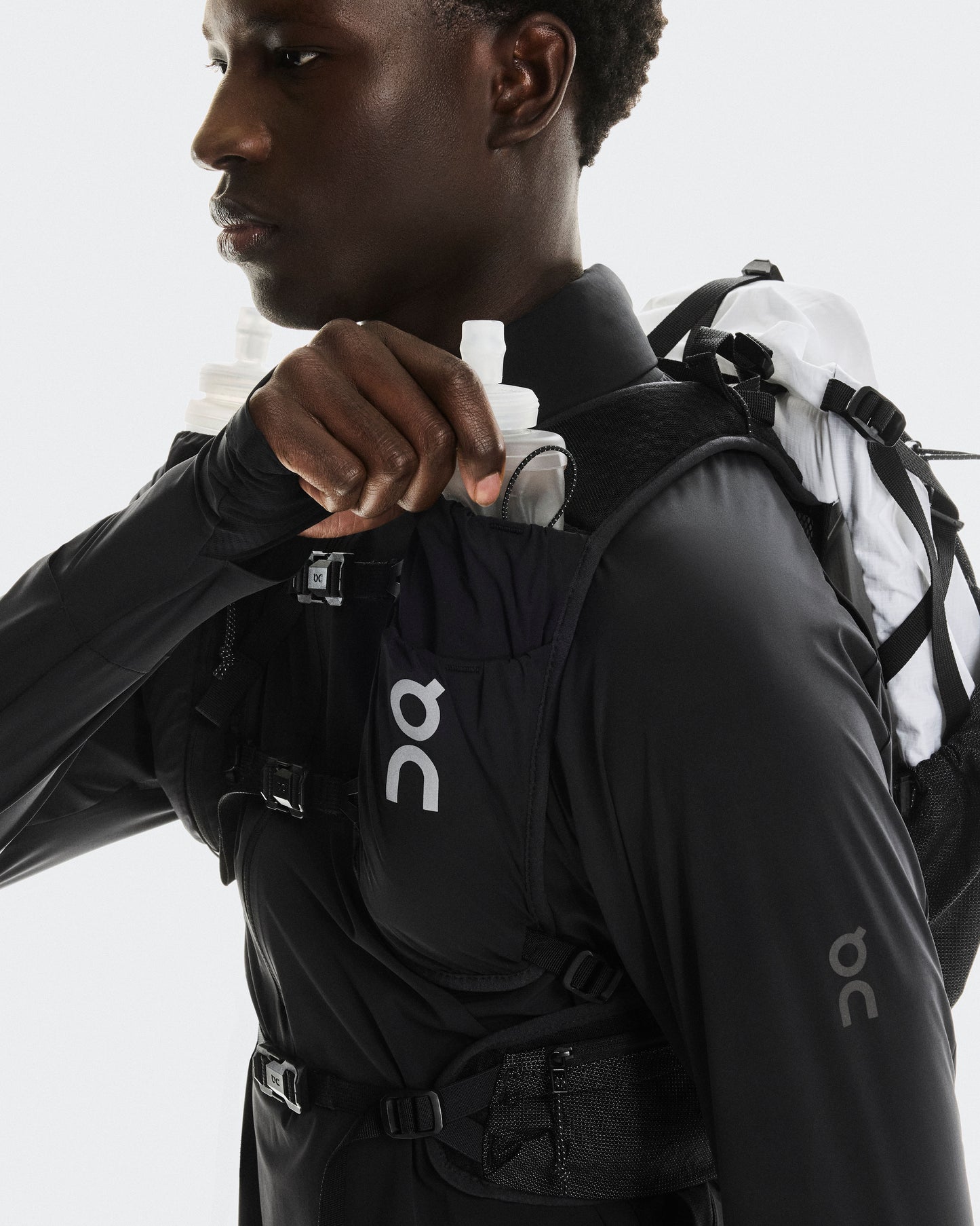 Trail Pack 20L White | Black - US 5113