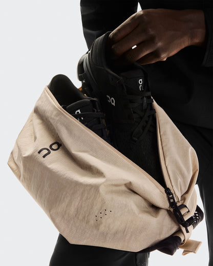 Sling Pack 9L Sand | Black - US 2238