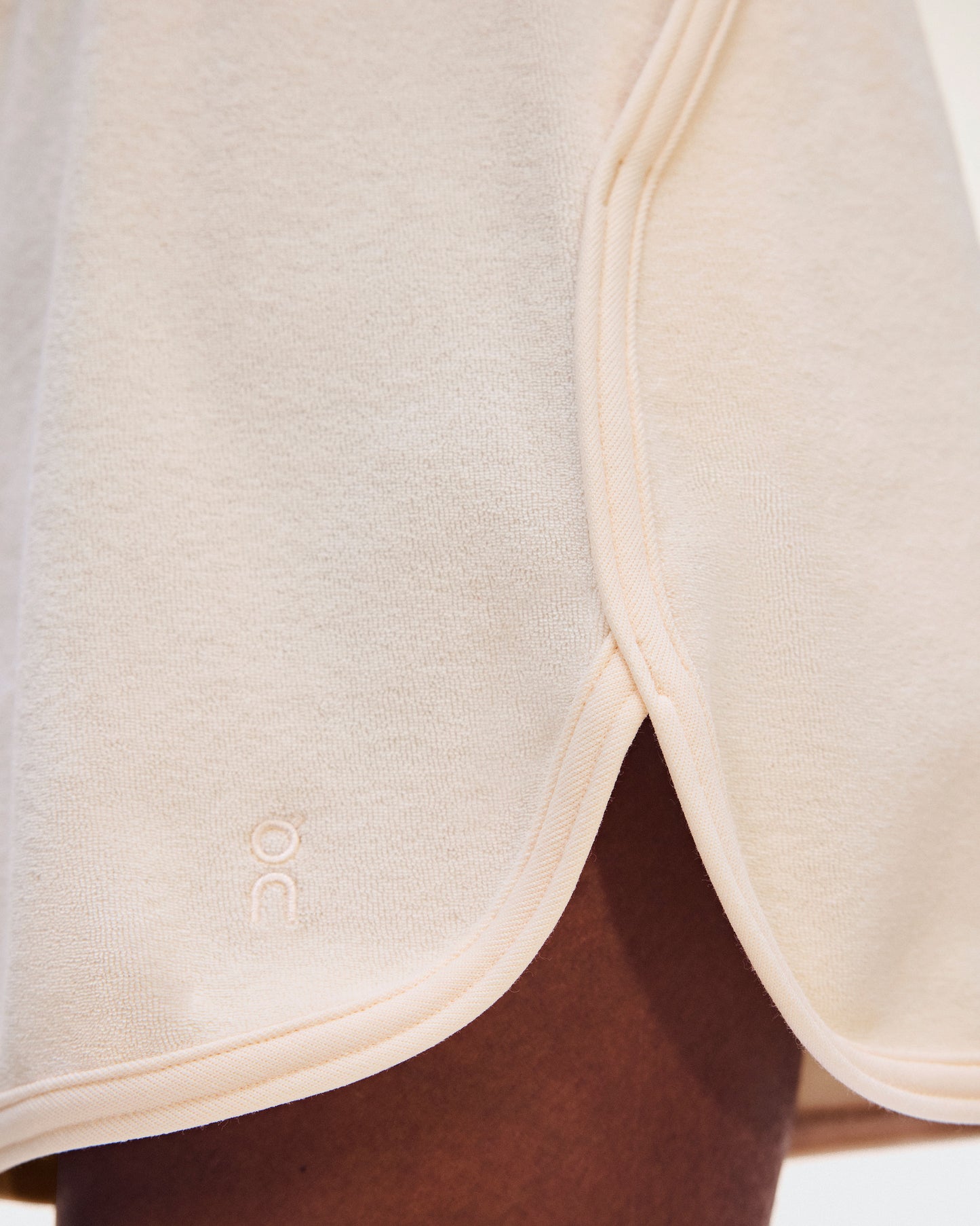 Women's Courtside Shorts Terry Chantilly - US 6634