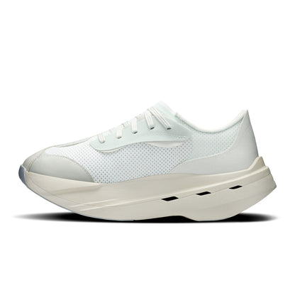 Women's Cloudboom Volt PAF White | Gale - US 8480
