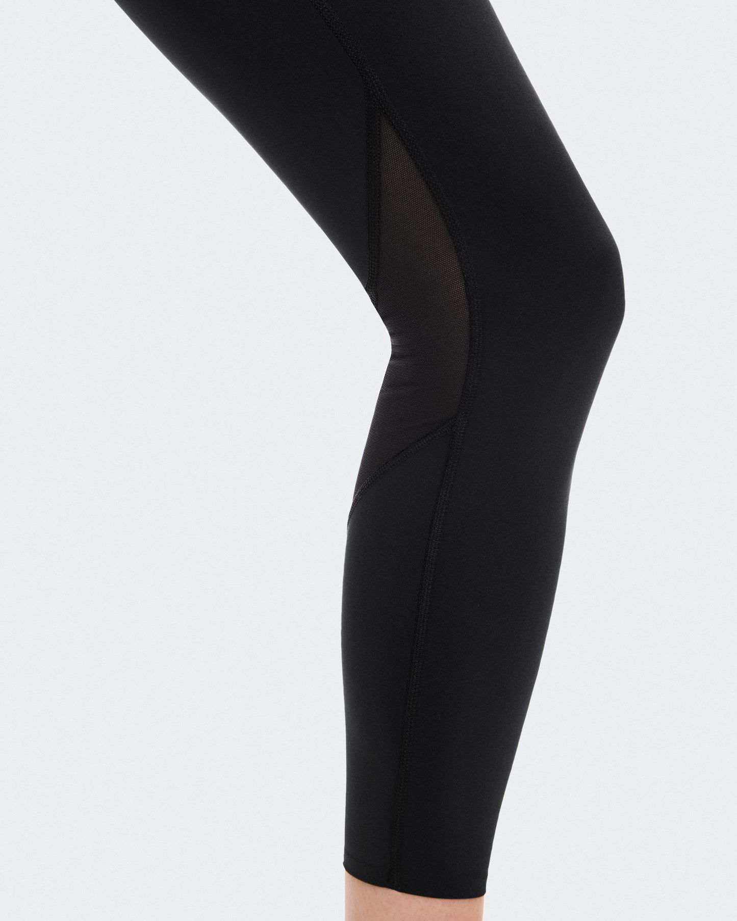 Women's Train Volt Tights 7/8 Black - US 3225