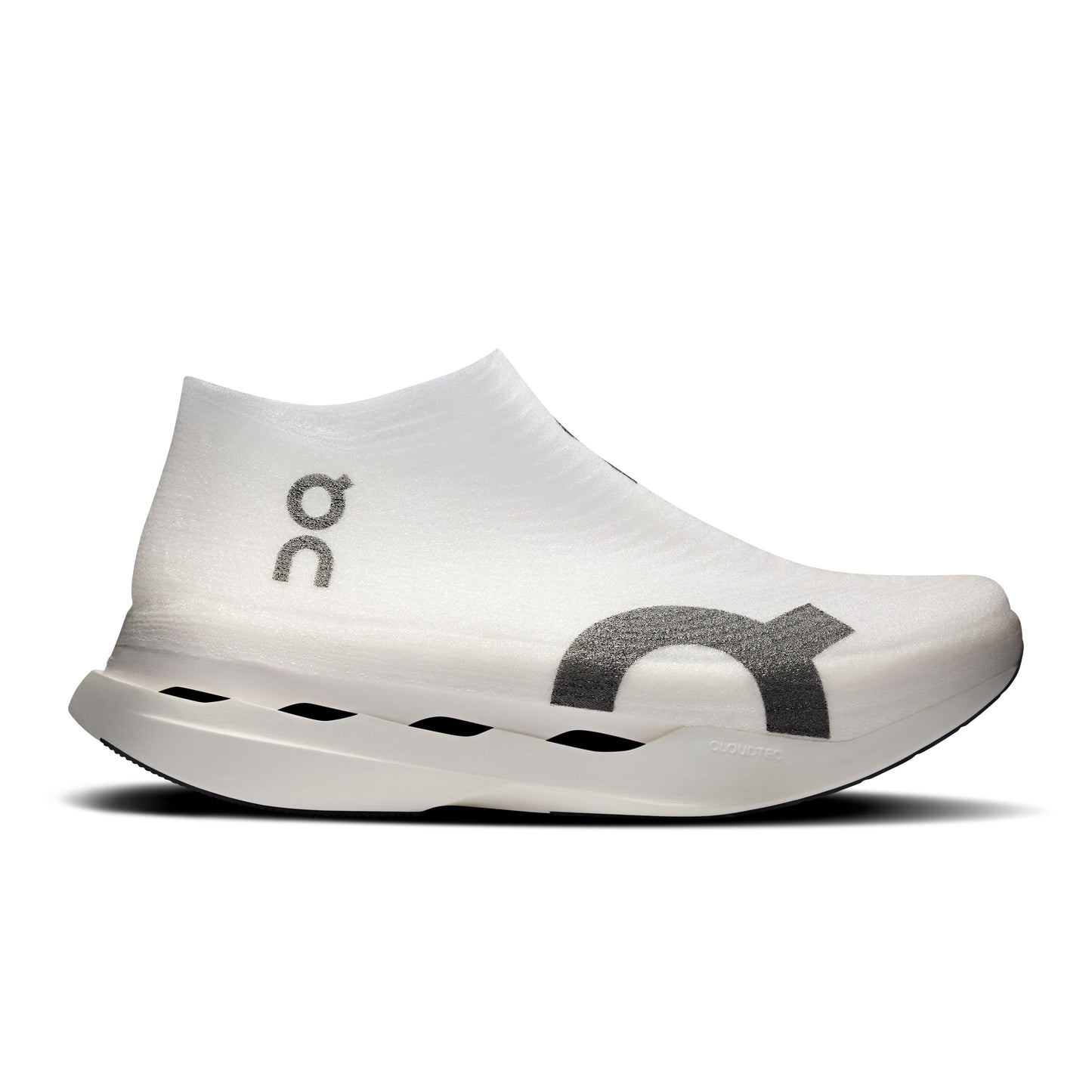 LightSpray Cloudboom Strike White | Black - US 4504