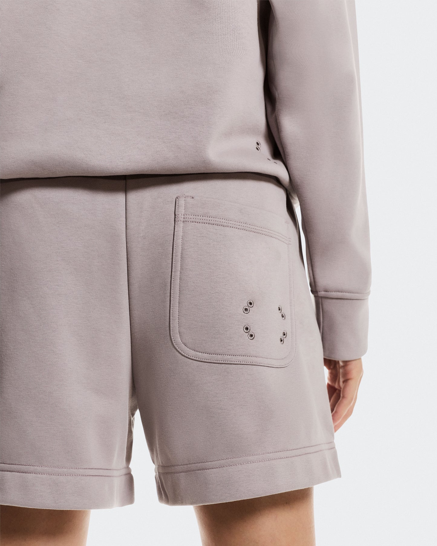 Women's Club Collective Shorts Ore - US 7684