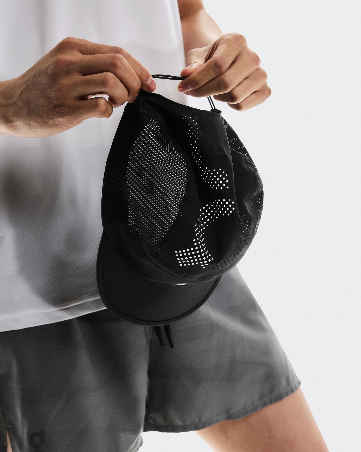 Ultra Cap Black - US 2593