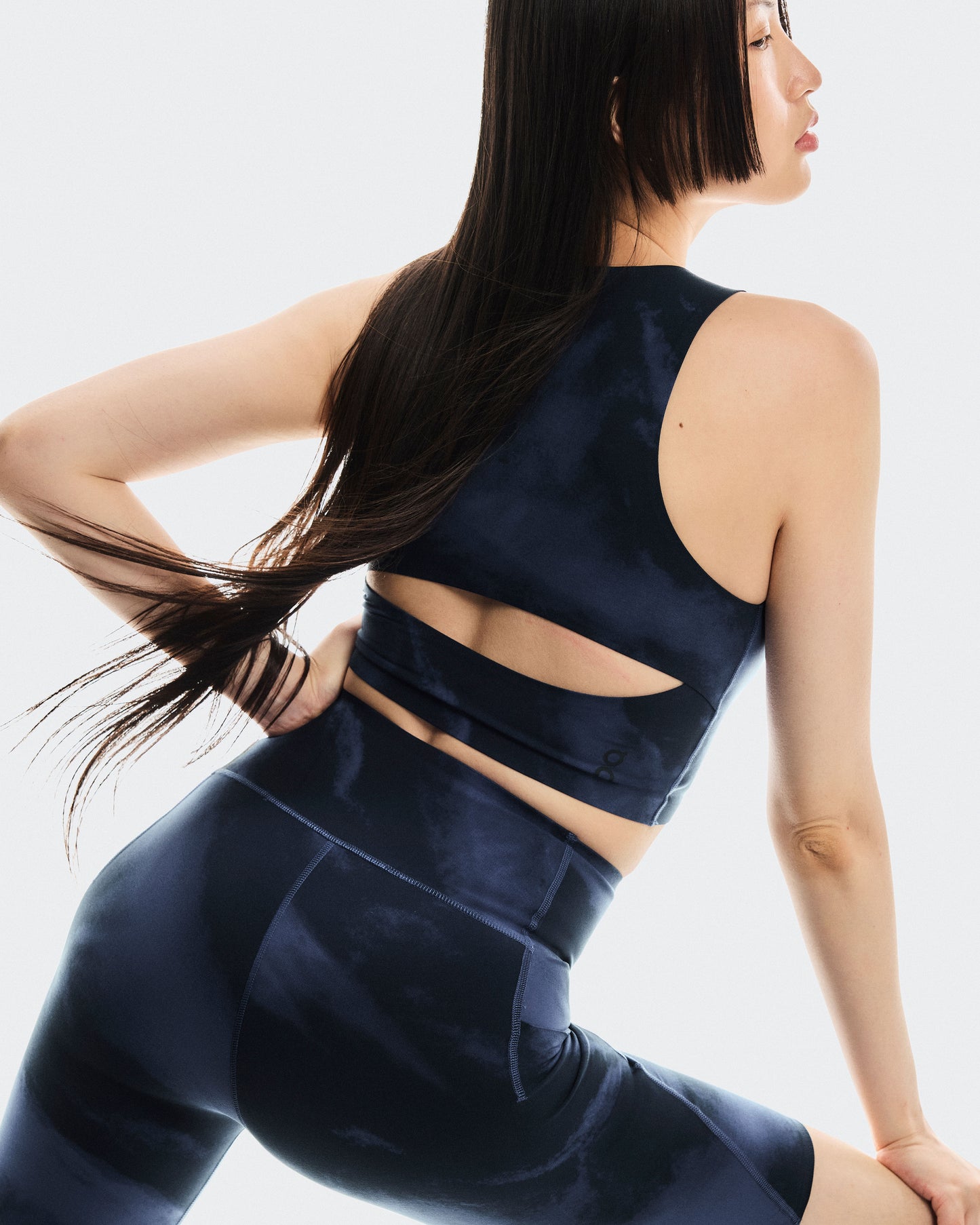 Women's Studio Open Back Crop Acai | Navy - US 2485