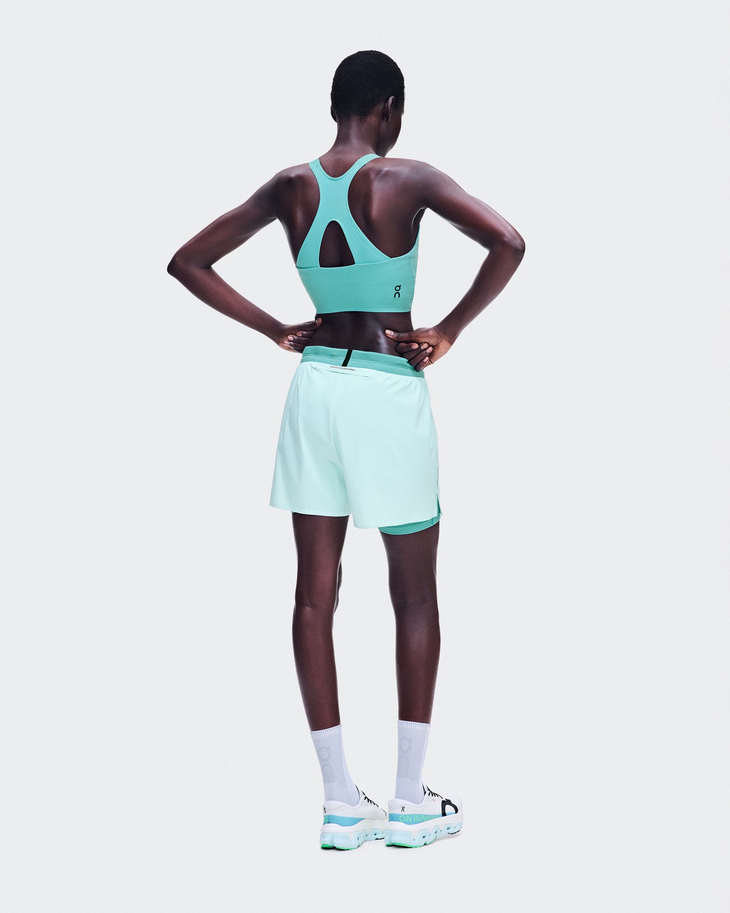 Women's Performance Crop Aquamarine - US 2133